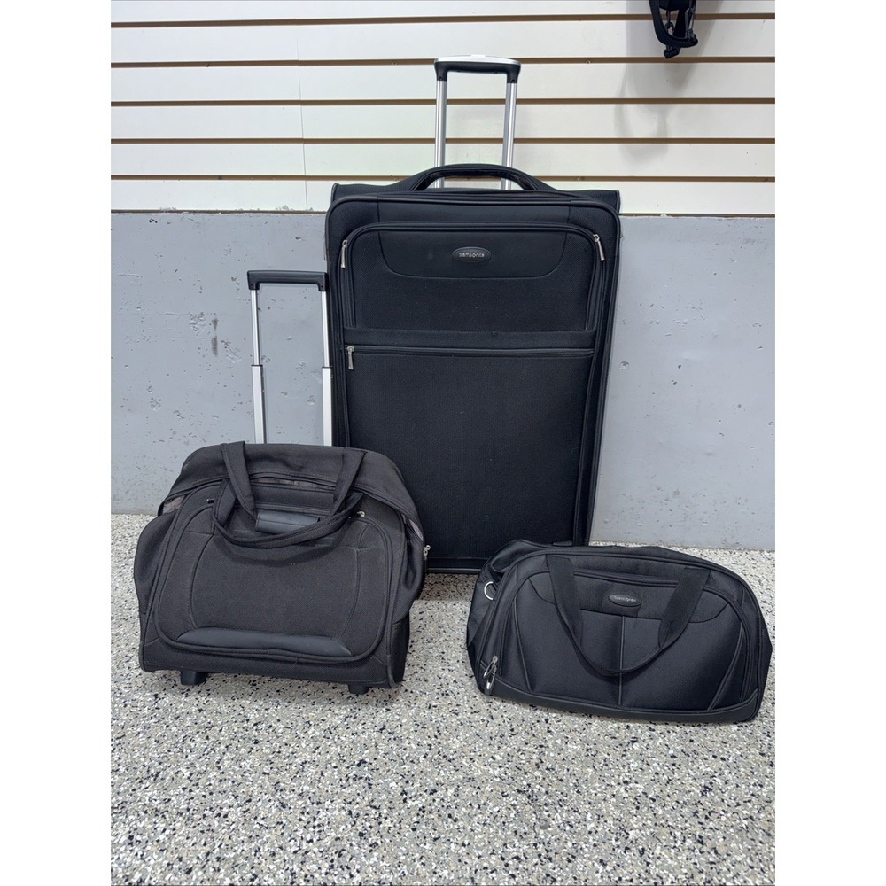 Samsonite 3 Piece Bundle Black Softside Spinner Expandable Carry On Check In 30"